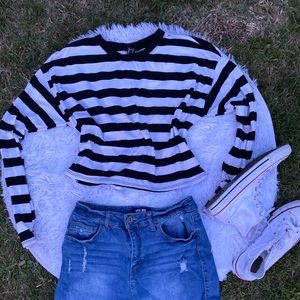 Strip long sleeve top